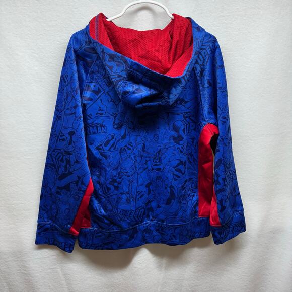 Youth Medium Superman Hoodie - Perfect for Fall/Winter! - Picture 7 of 7